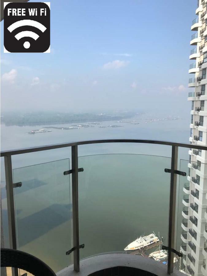 Country Garden Danga Bay , Royal Apartment