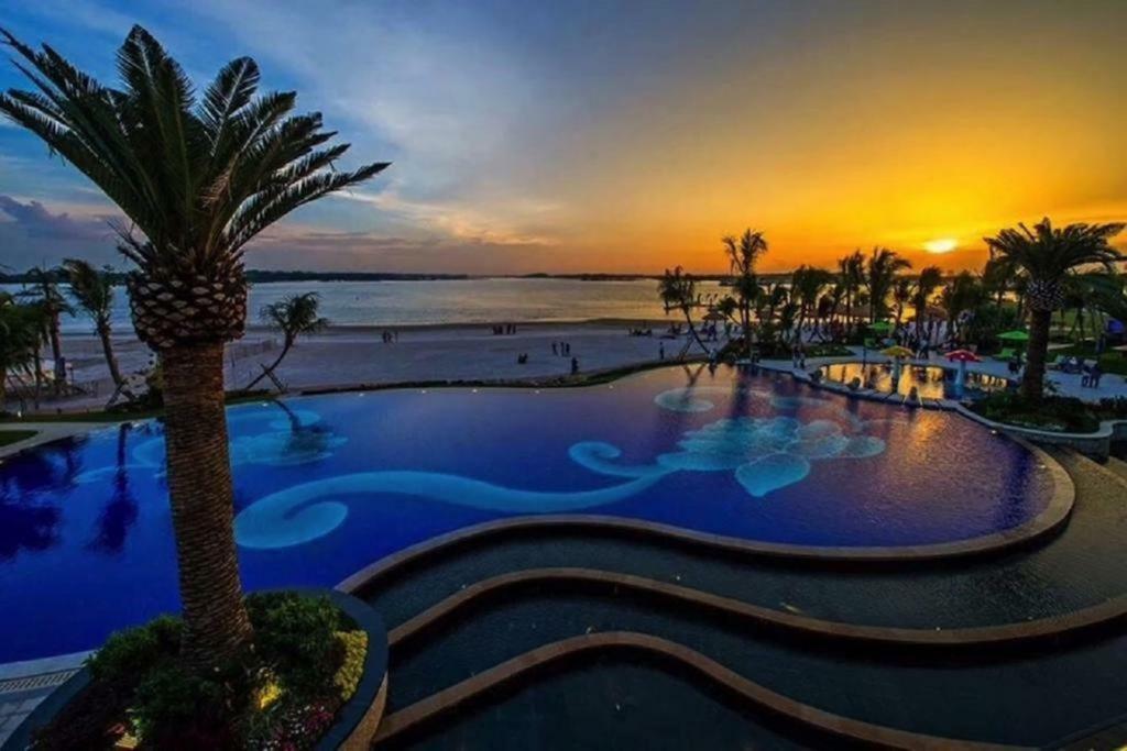 Country Garden Danga Bay , Royal